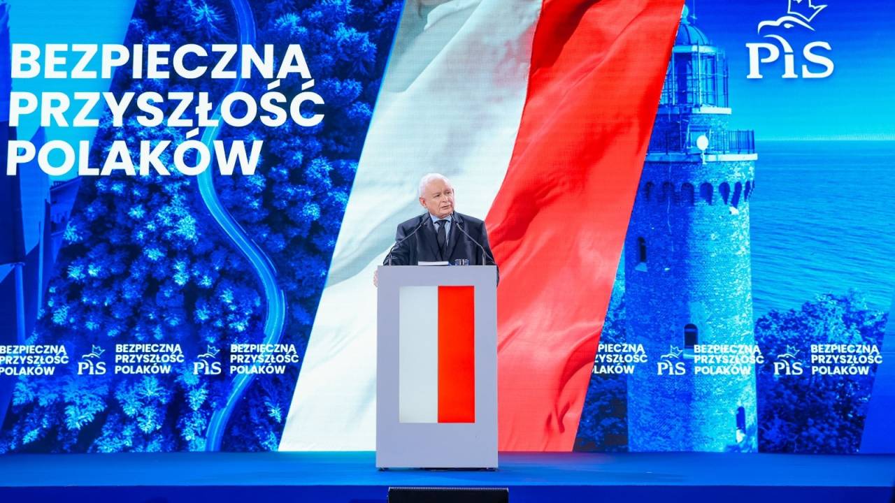 Jarosław Kaczyński ogłasza Program Wyborczy PiS .